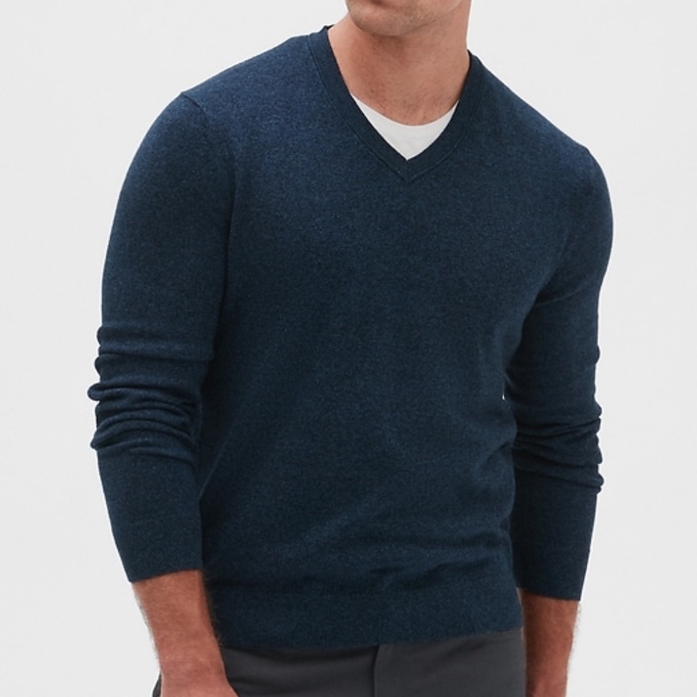 Banana Republic - Premium Luxe V-Neck Sweater